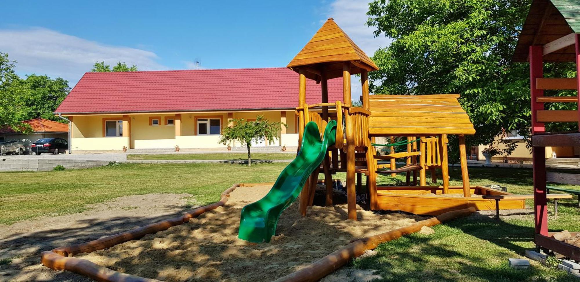 Ubytovanie Liska Radava Экстерьер фото